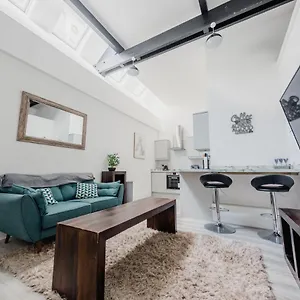 Hullidays-theatre Hideout , Kingston upon Hull United Kingdom