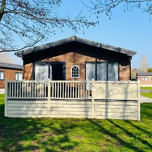 Happy Days With Hot Tub , York United Kingdom